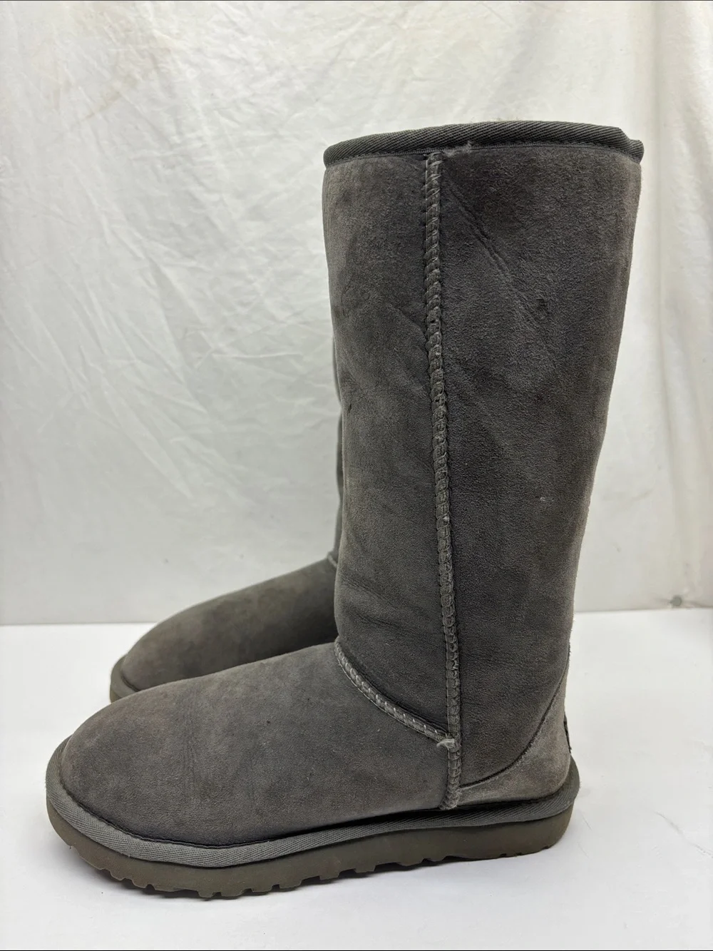 UGG Classic Tall Boots, size 7 women’s, box 26
